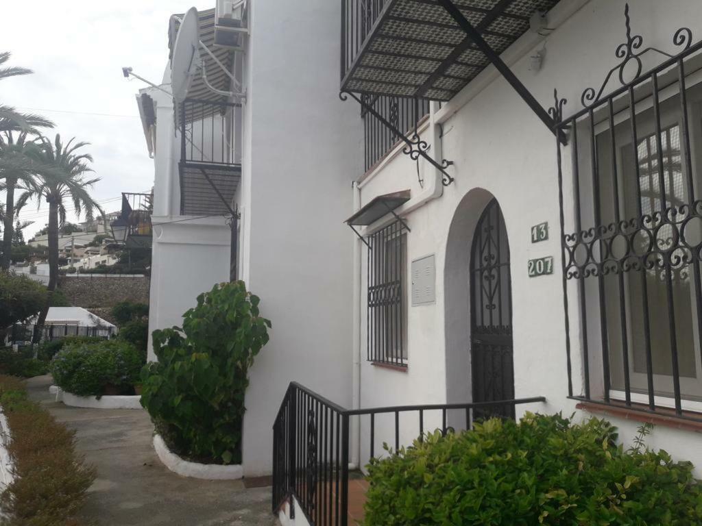 Casa Angelines Holiday Home Нерха Екстер'єр фото