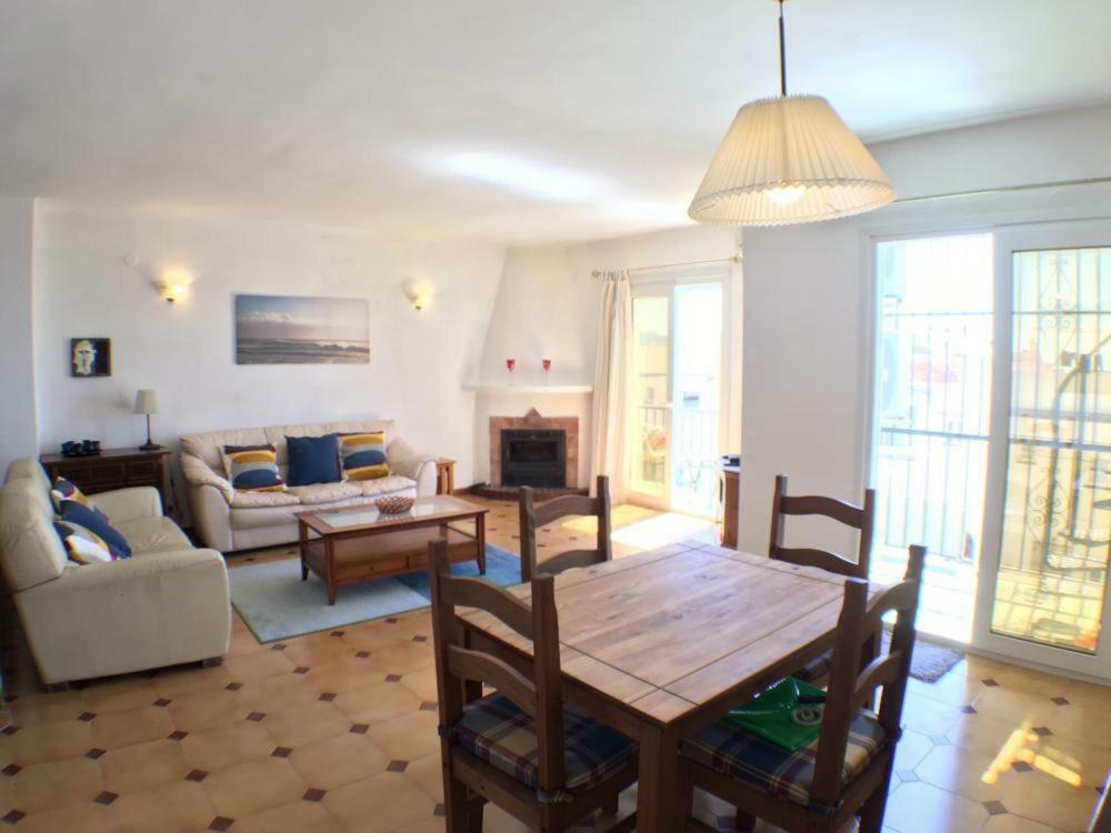 Casa Angelines Holiday Home Нерха Екстер'єр фото
